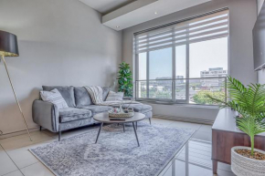 Luxurious One Bedroom Apartment - Capital On Park